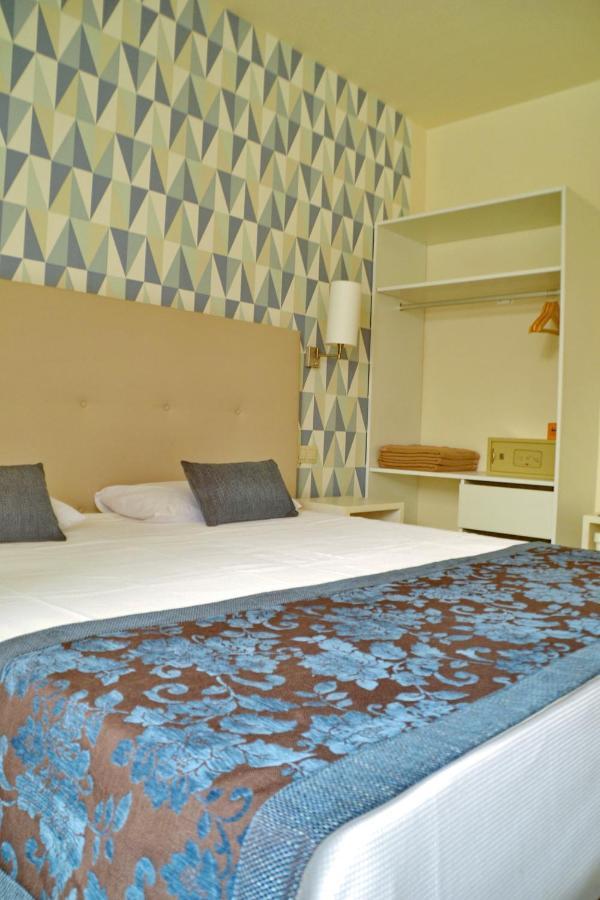 Ouril Hotel Julia سانتا ماريا المظهر الخارجي الصورة