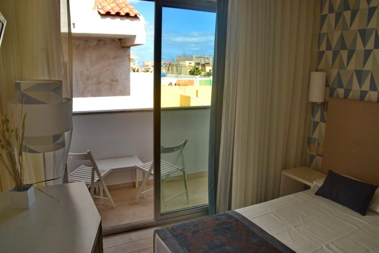 Ouril Hotel Julia سانتا ماريا المظهر الخارجي الصورة