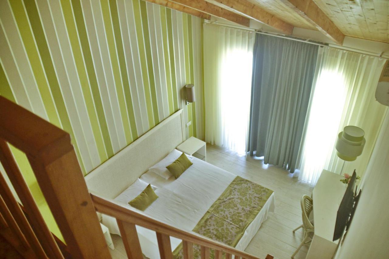 Ouril Hotel Julia سانتا ماريا المظهر الخارجي الصورة