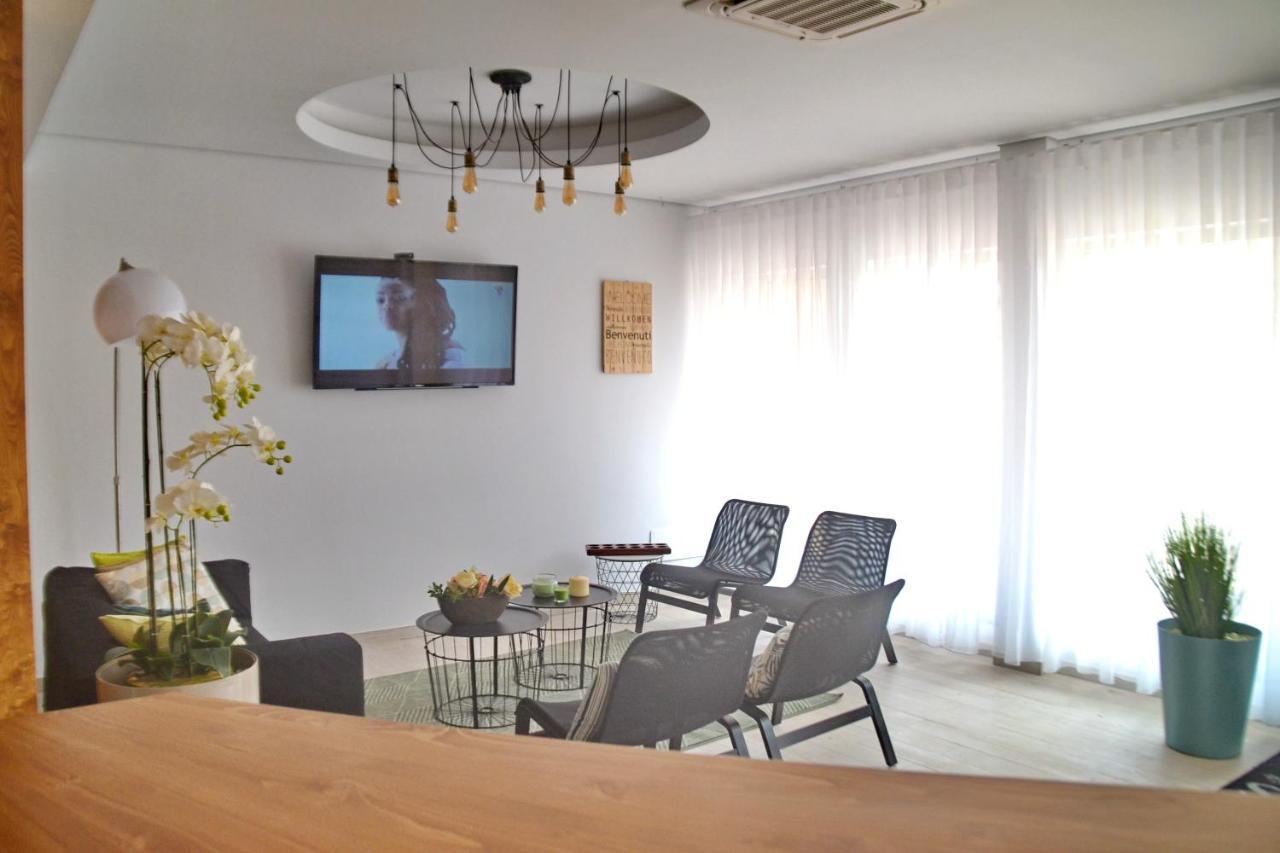 Ouril Hotel Julia سانتا ماريا المظهر الخارجي الصورة