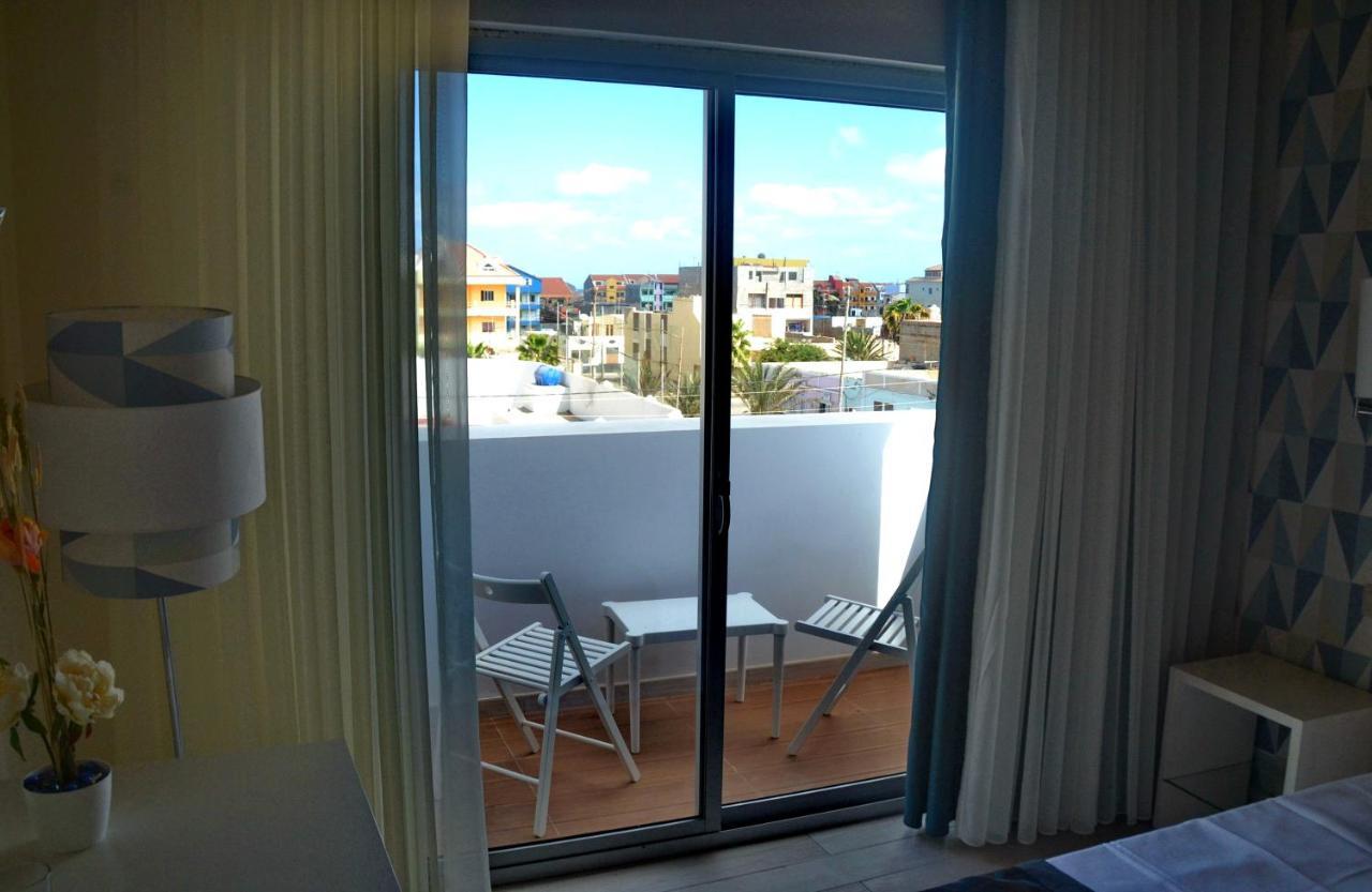Ouril Hotel Julia سانتا ماريا المظهر الخارجي الصورة
